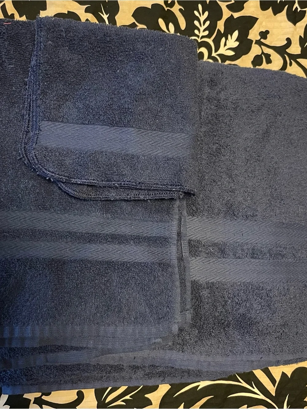 JC Penny home collection six piece towel set